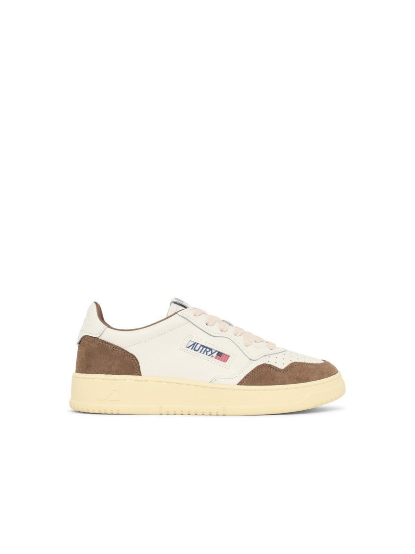 Autry 'Medalist Low' White Leather And Tobacco Sneakers