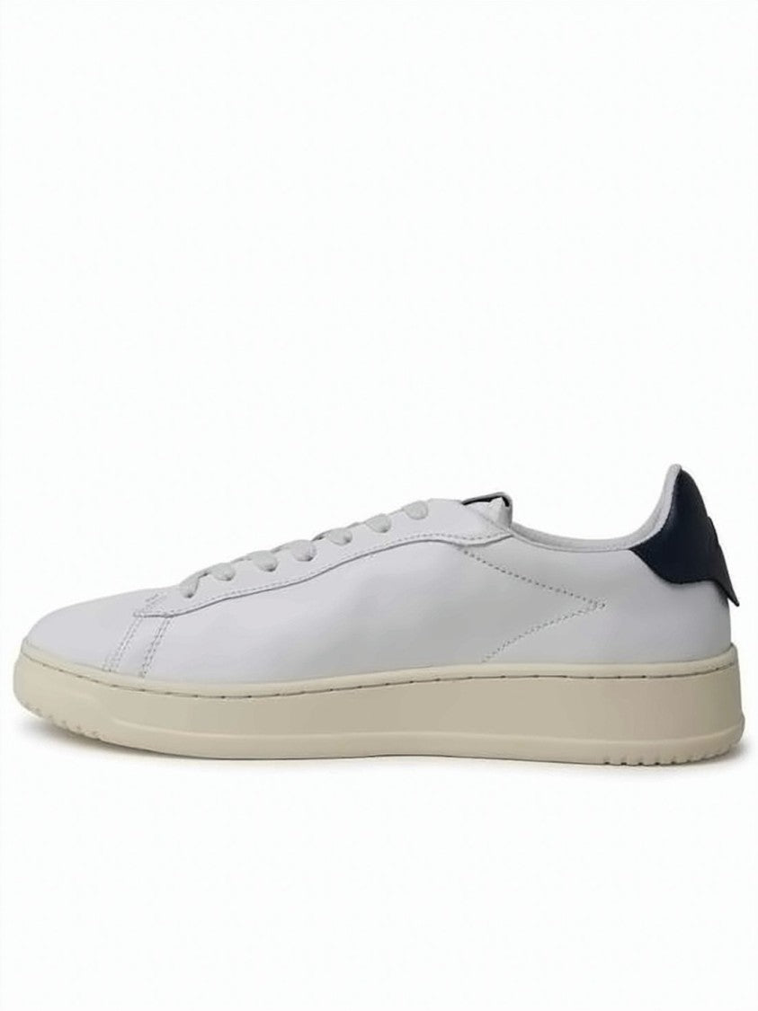 Autry Dallas Low Sneakers With Clean Aesthetic And Subtle Details