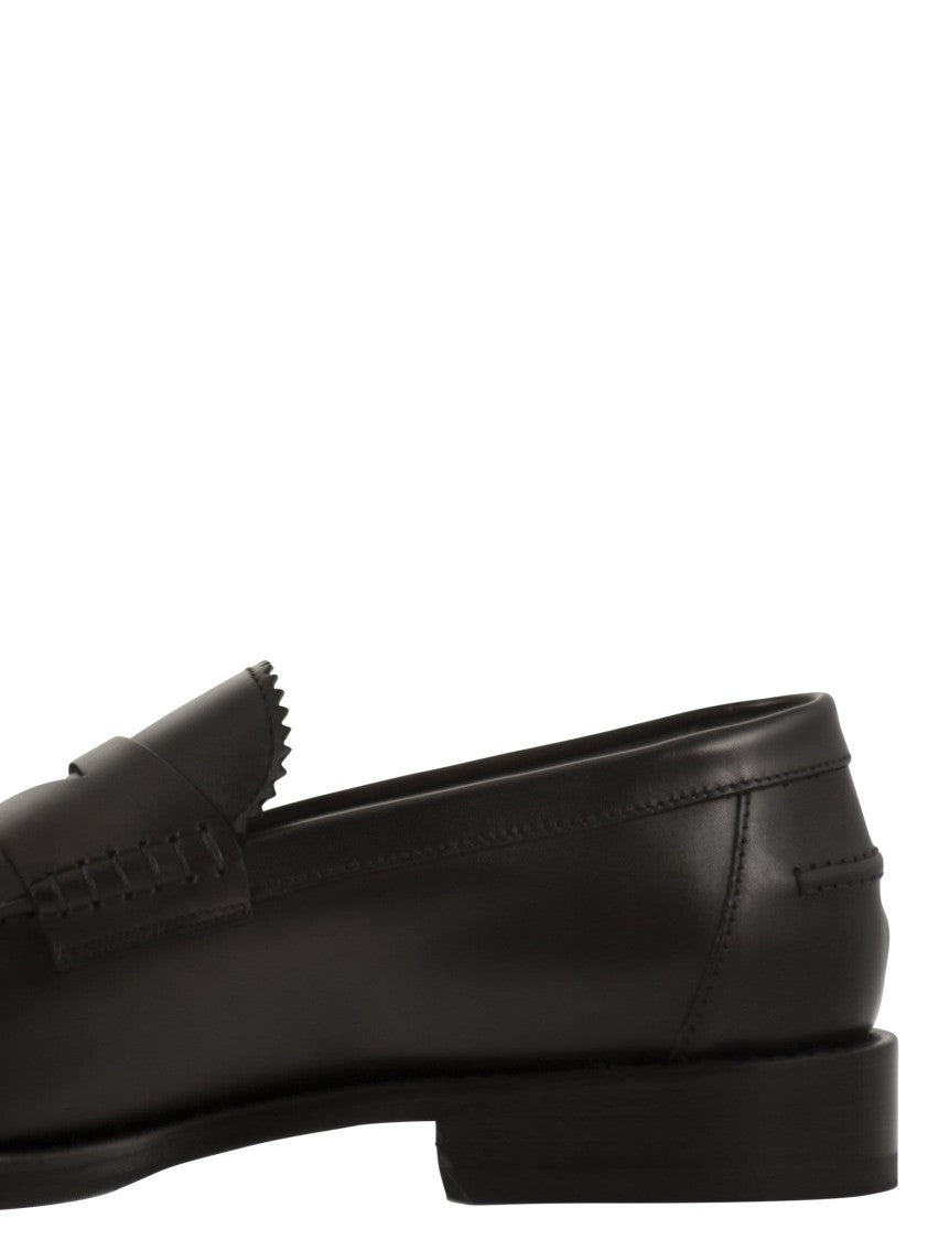 Doucal's Penny - Leather Loafer