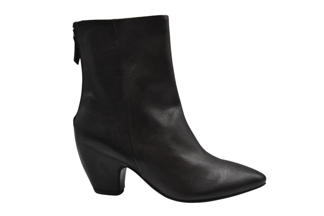 Ernesto Dolani Pointed Toe Ankle Boots