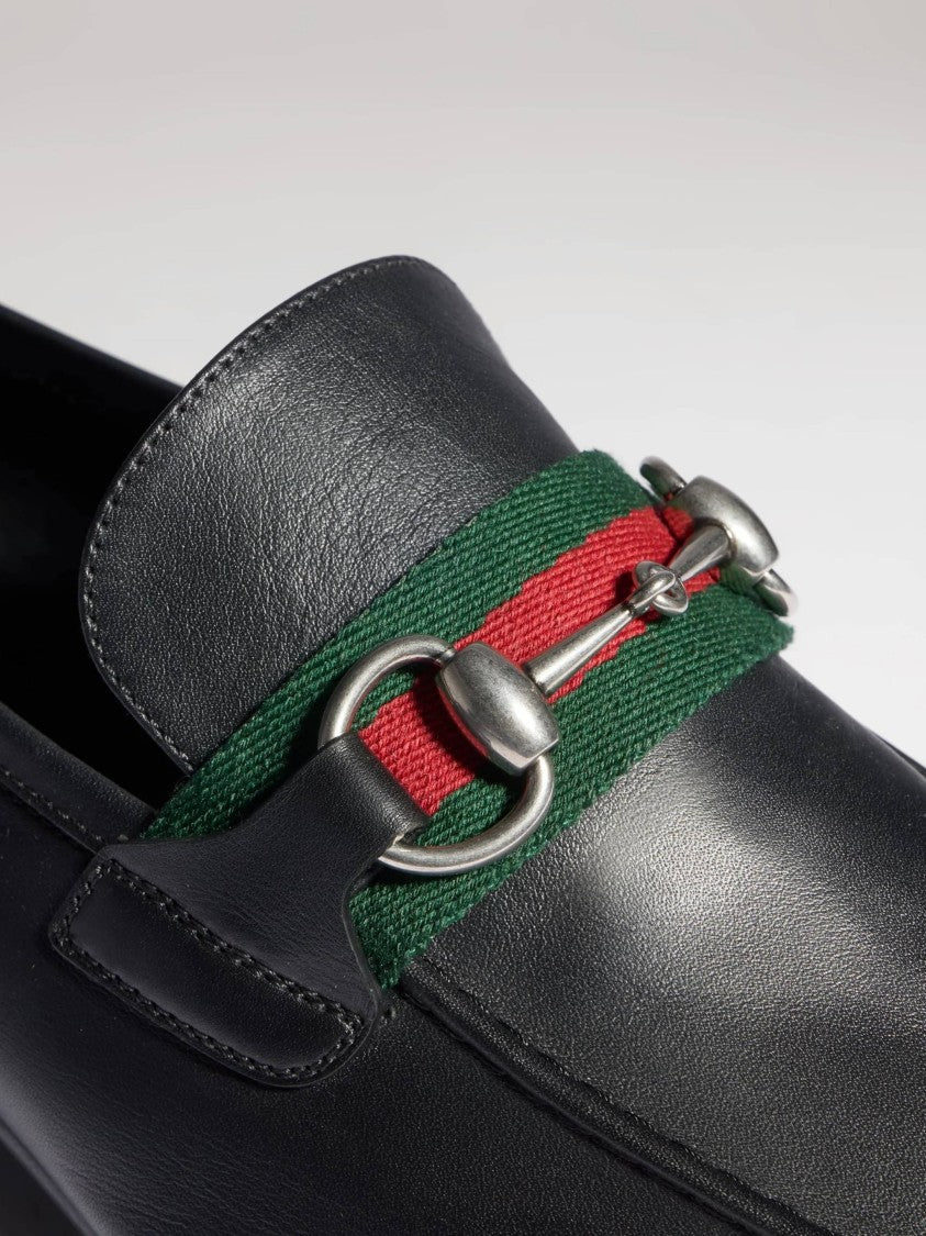 Gucci Rounded Toe Black Leather Loafer With Horsebit Detail