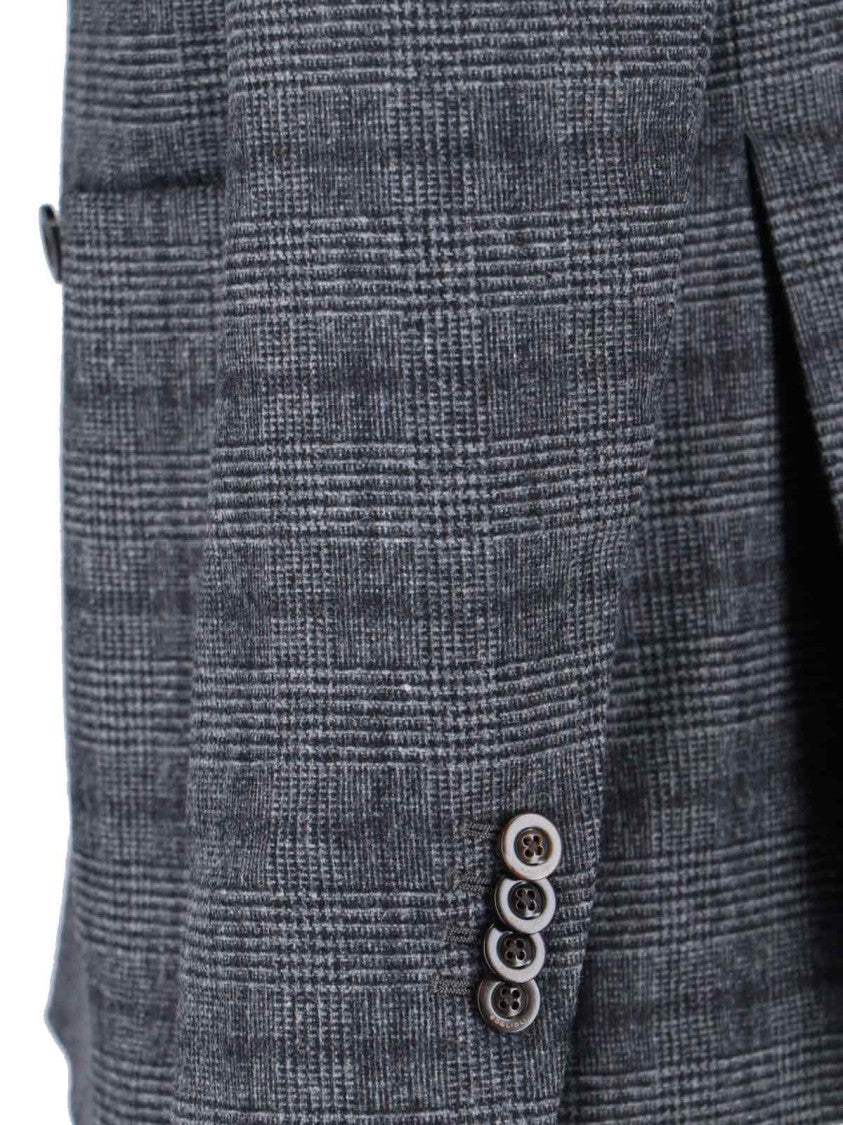 Boglioli Tailored Grey Jacket With Minimalist Design