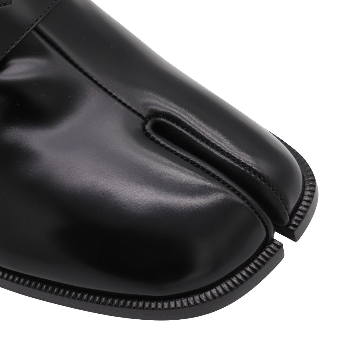 Maison Margiela Polished Black Leather Loafers With Split-Toe Design
