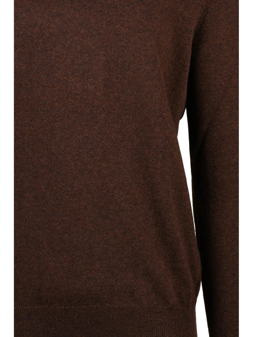 Ballantyne Cashmere V-Neck Pullover With Minimalist Design