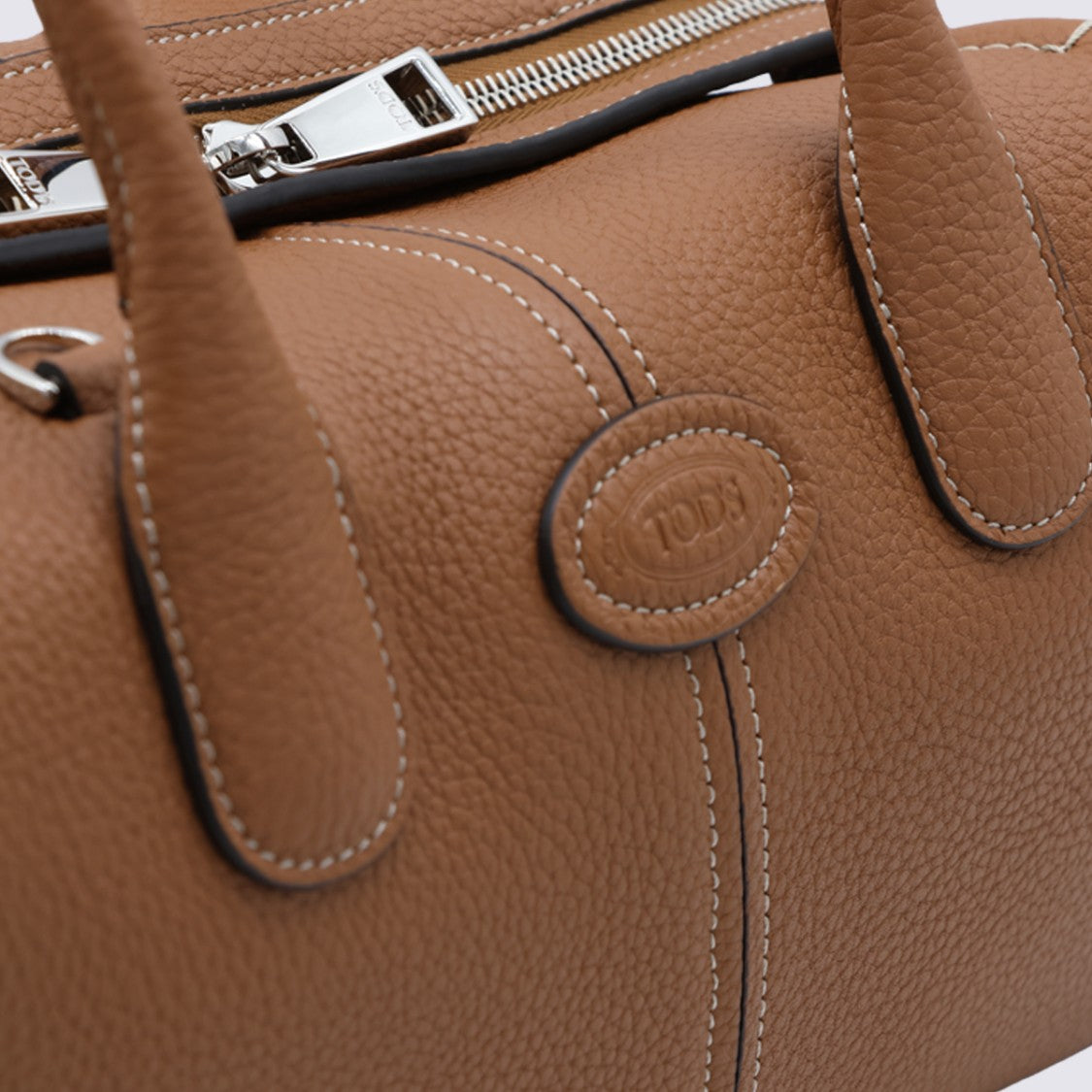 Tod's Top Handle Logo Emblem Shoulder Bag Zip Closure Leather - Brown
