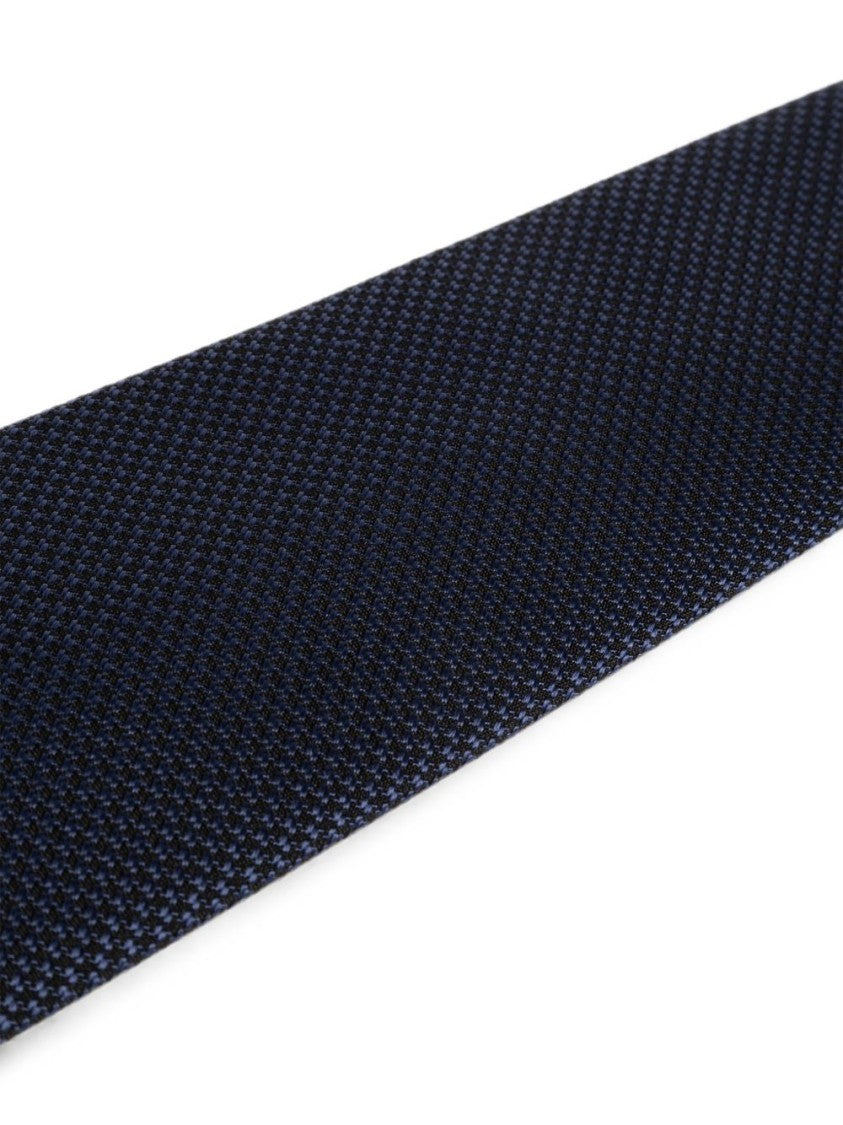 Tom Ford Textured Navy Silk Tie With Classic Pointed Tip