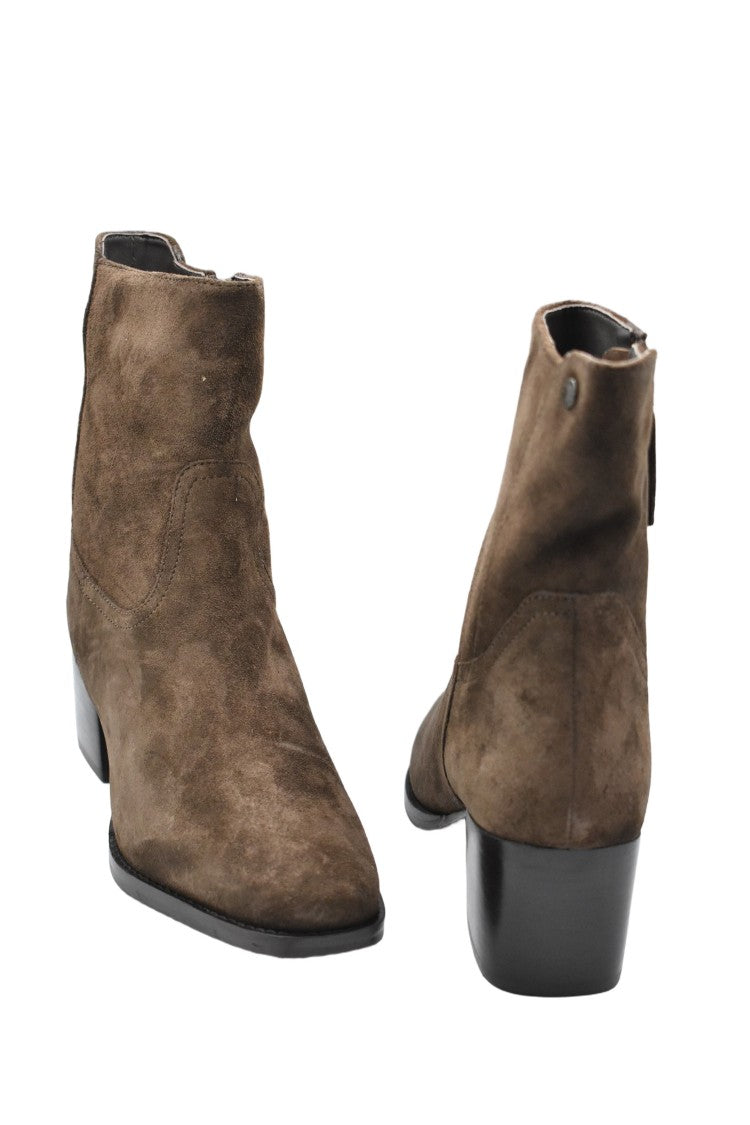 Janet & Janet Ebano Suede Ankle Boots With Pointed Toe