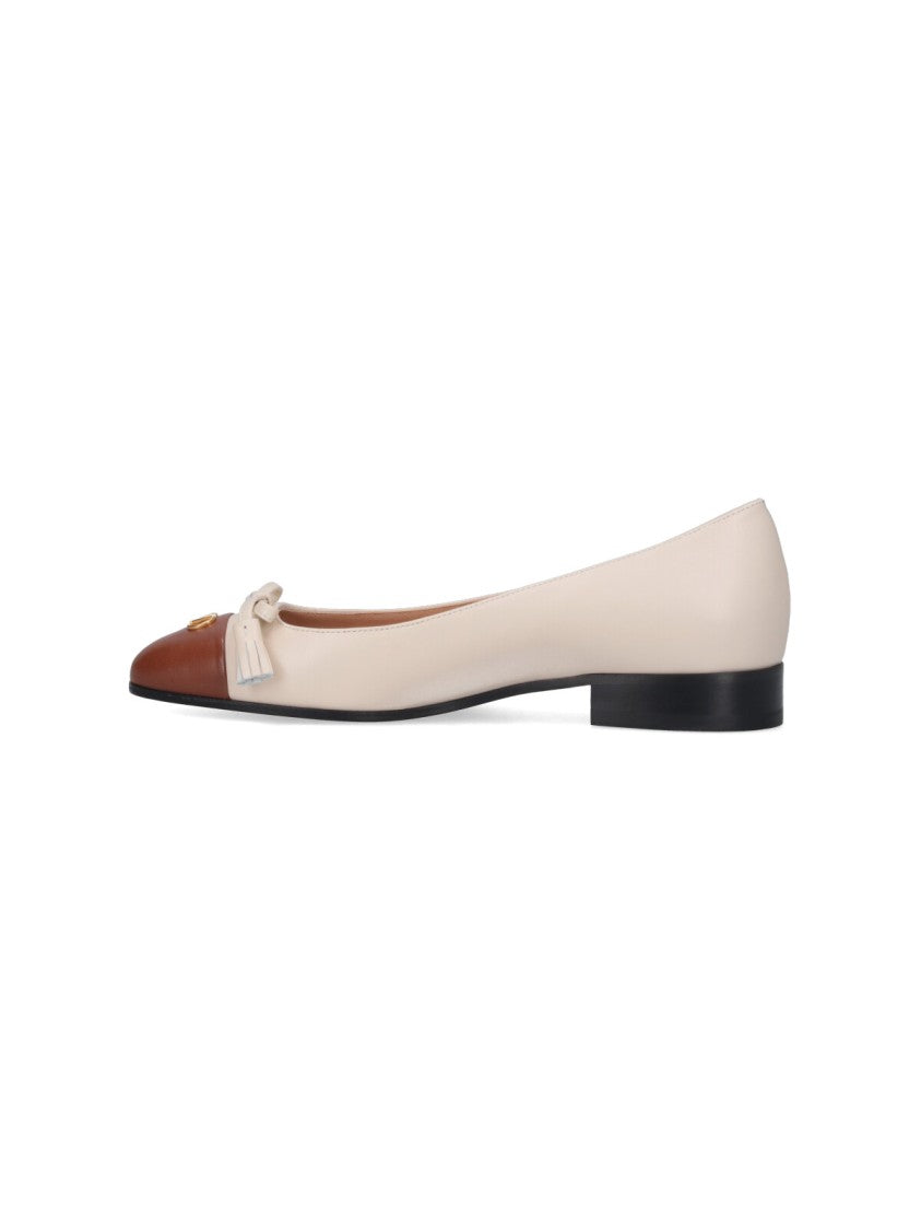 Valentino Garavani "Valet Du Roi" Ballet Flats – Cream