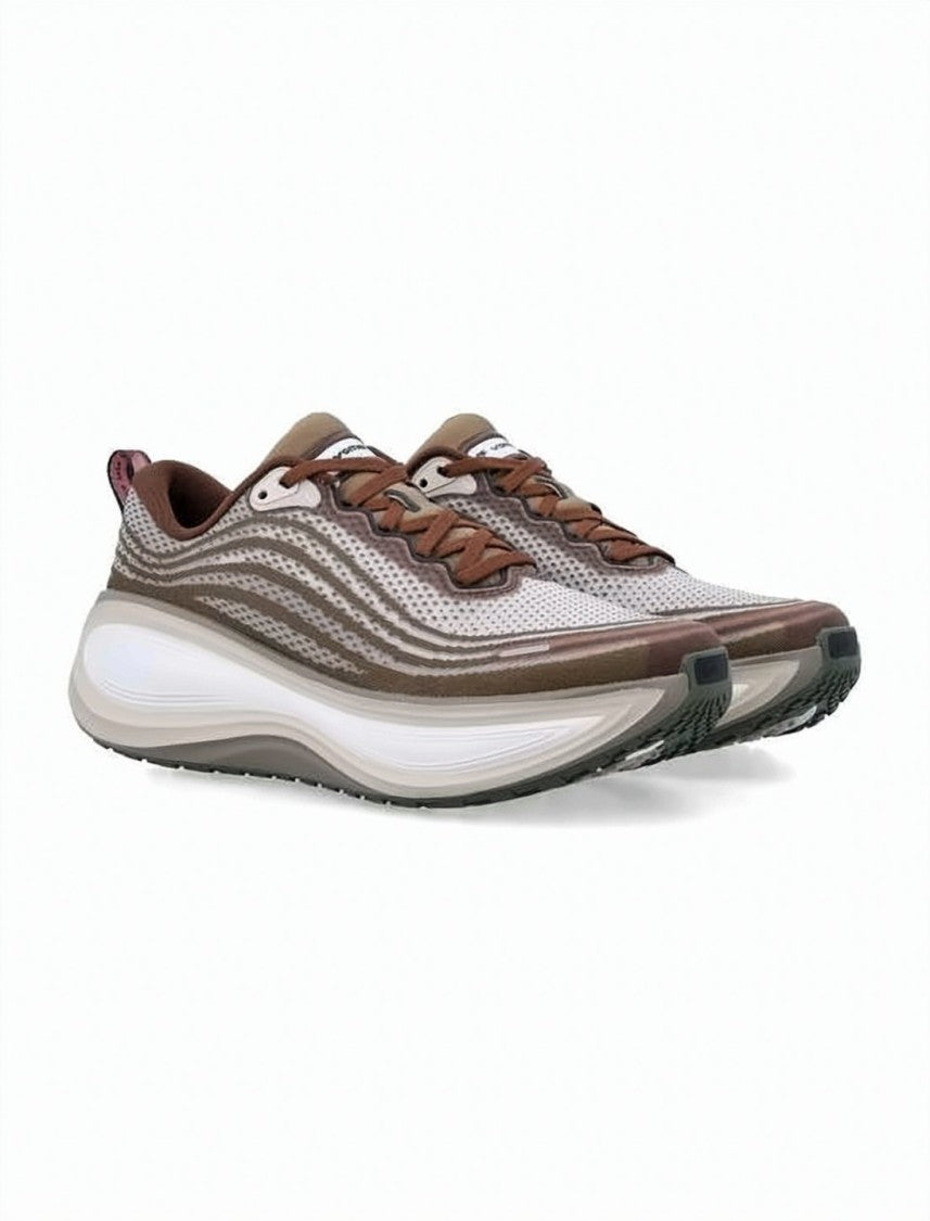 Nike Aerodynamic Women's Sneakers With Layered Sole Design