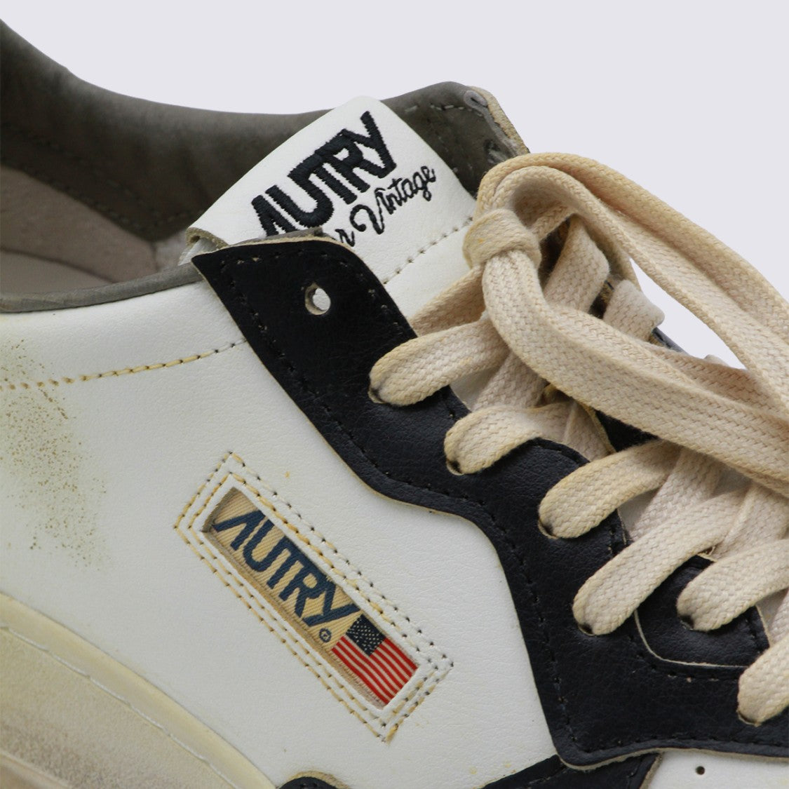 Autry Vintage-Inspired Sneakers With Contrasting Overlays And Olive Accents