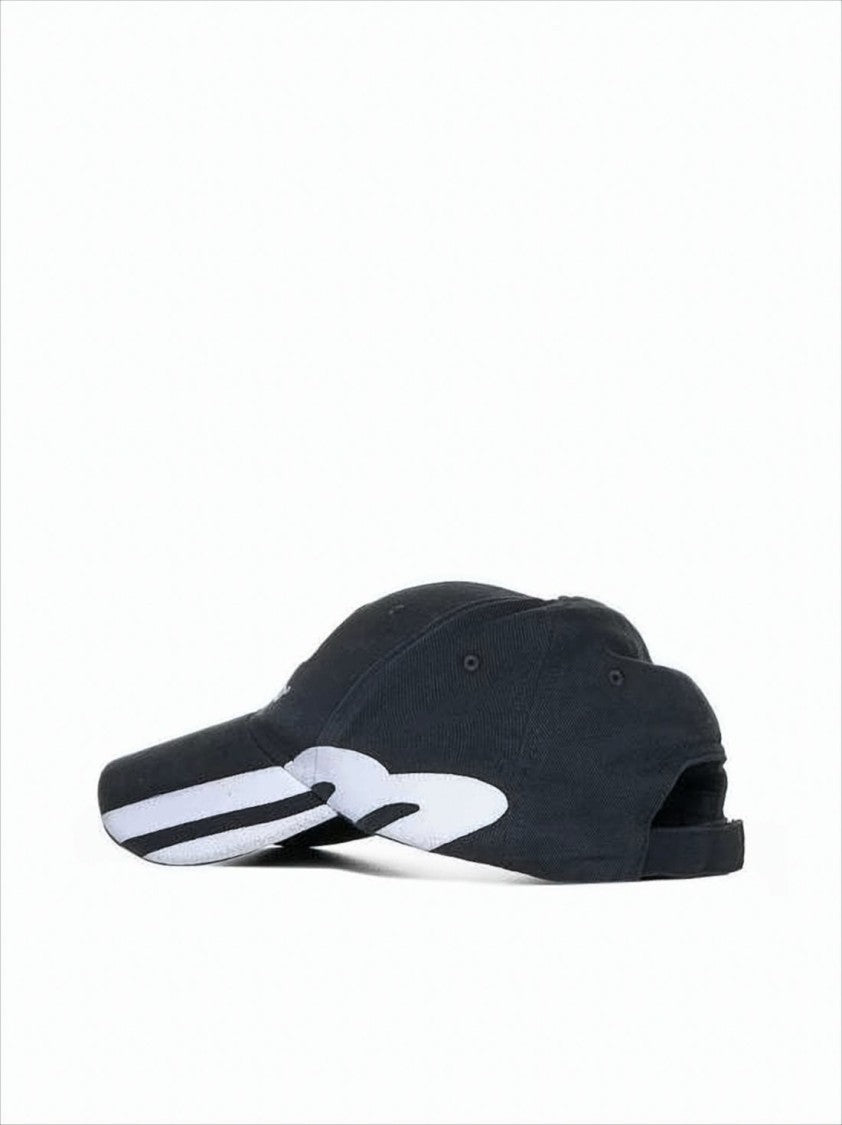 Balenciaga Structured Baseball Cap With Bold Graphic Accents