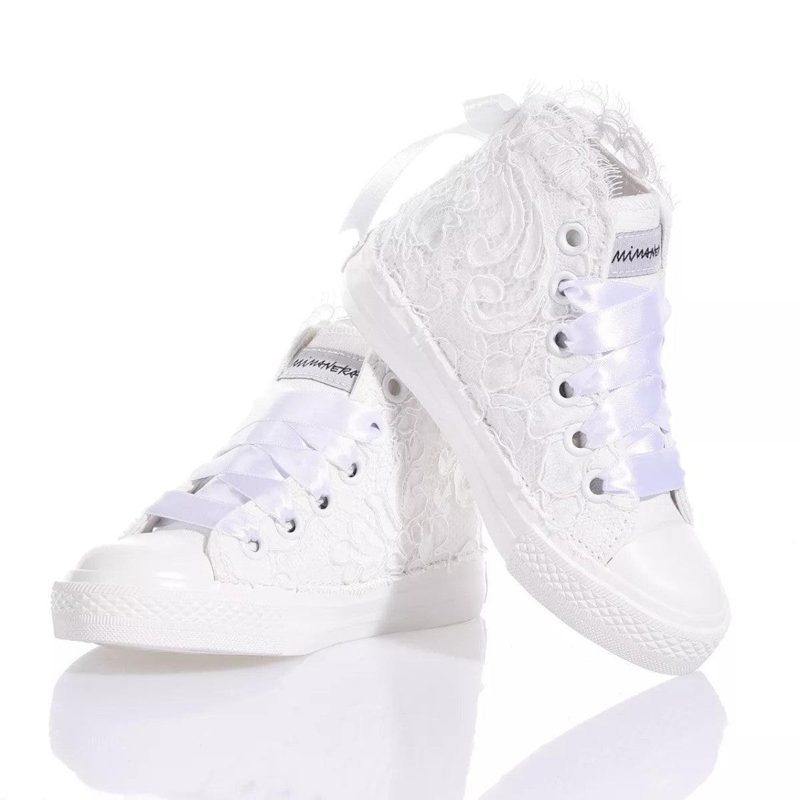 Mimanera High-Top Canvas Sneakers With Embroidered Lace