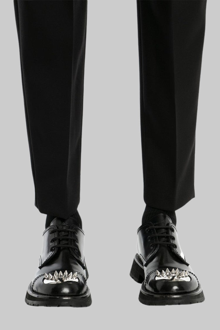Alexander Mcqueen Punk Stud Derby In Black/Silver