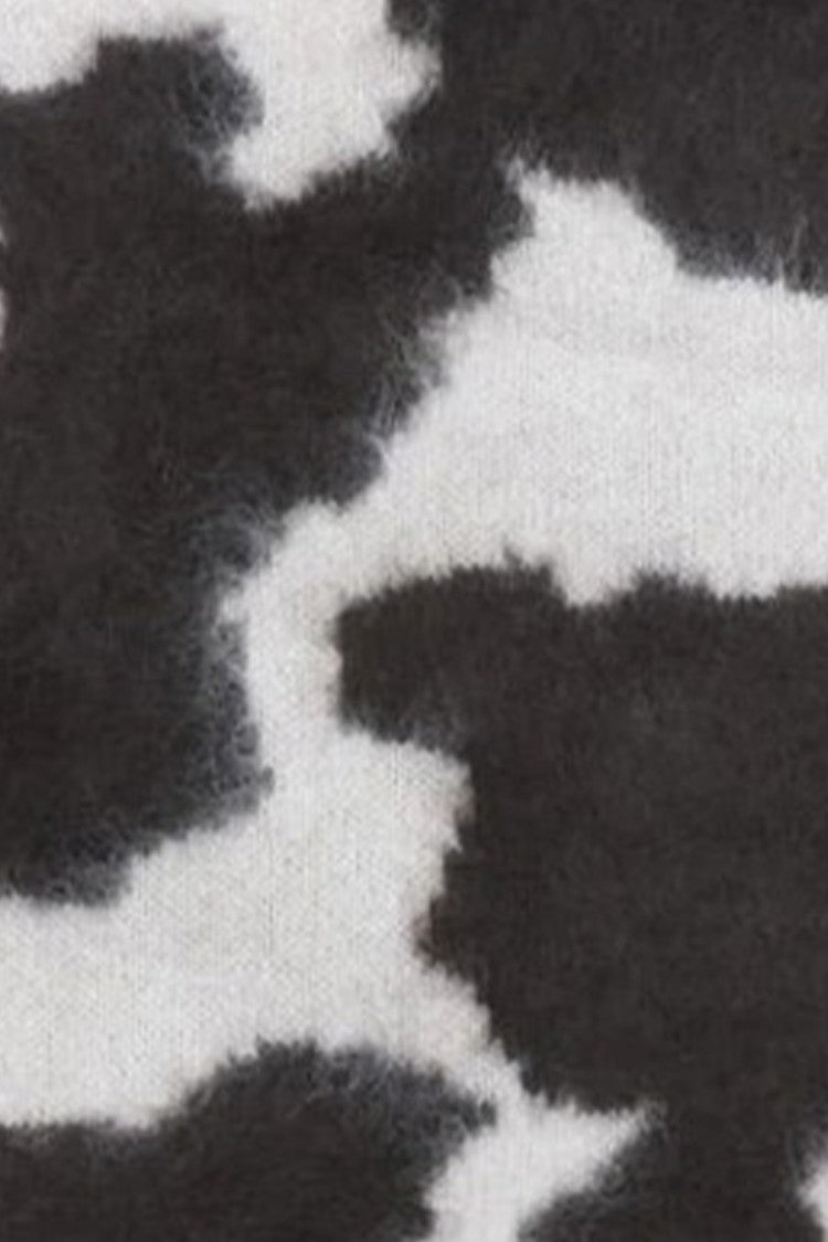 Guest In Residence Cream Grizzly Cowhide-Print Cashmere Scarf