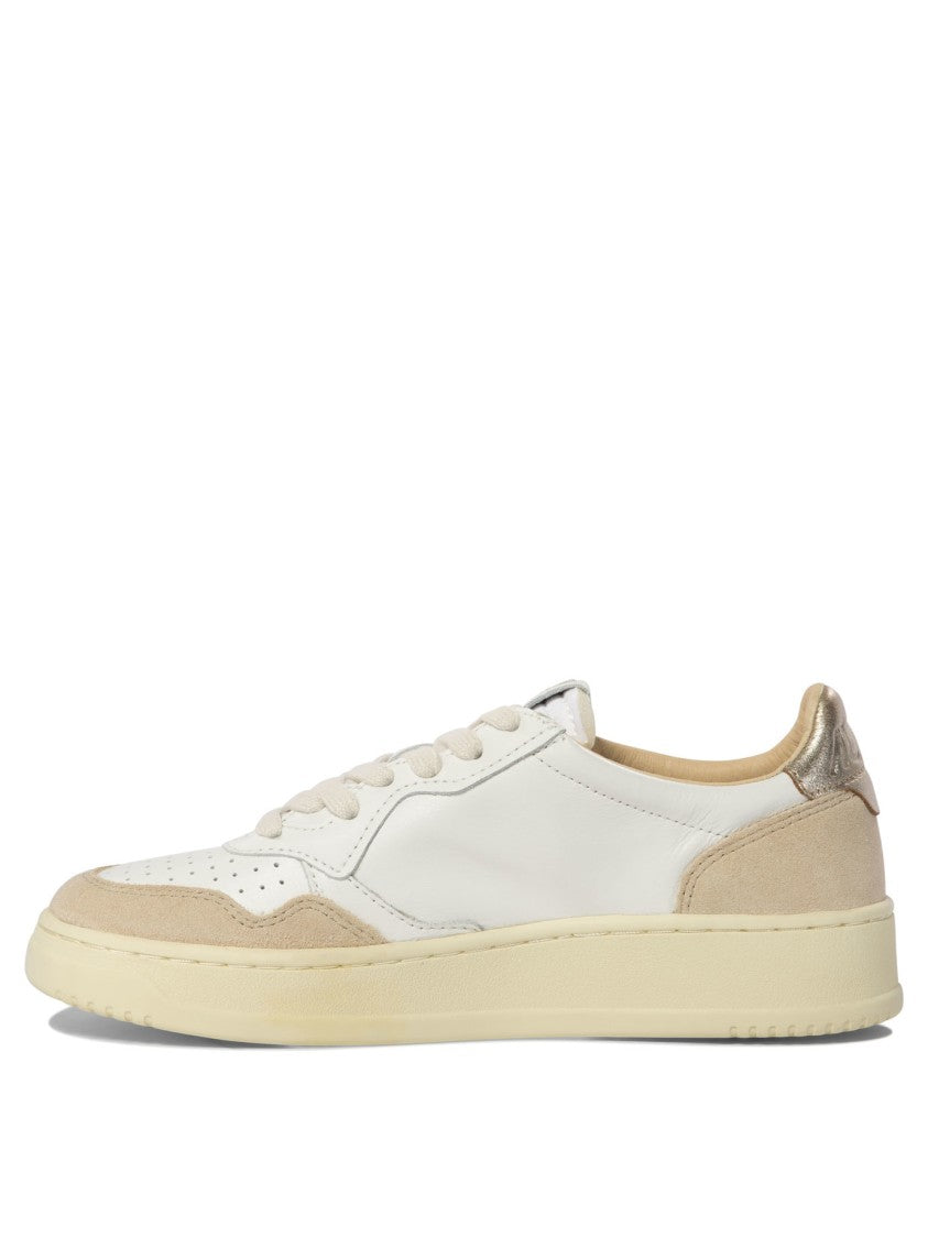 Autry "Medalist Low" Sneakers