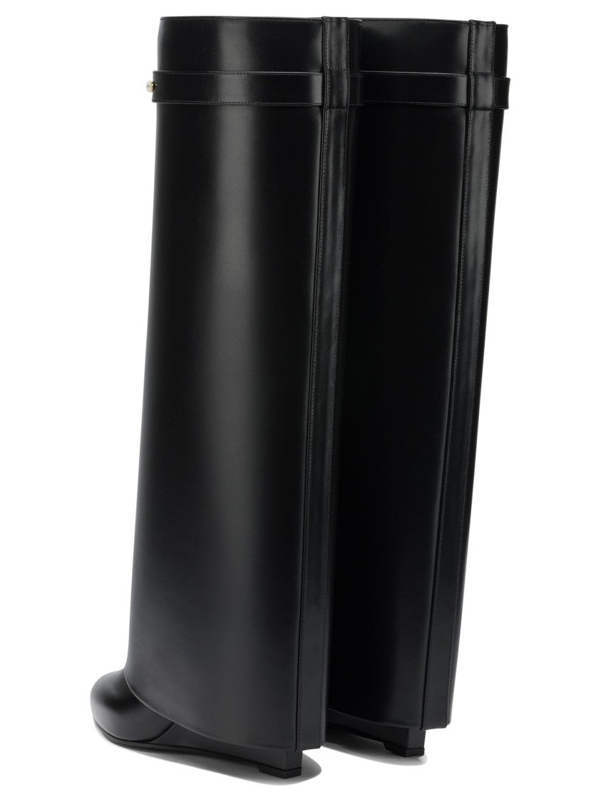 Givenchy Pointed Toe Calf Leather Ankle Boots With Metallic Detail