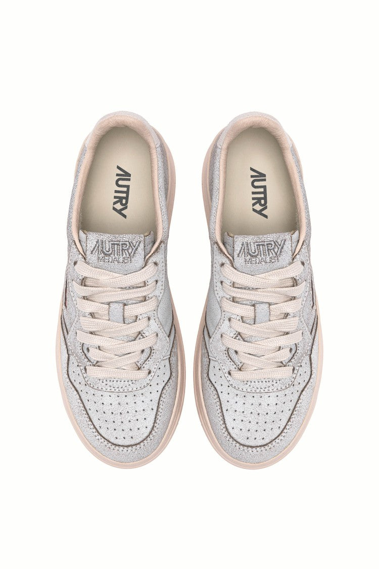Autry Medalist Crackled Leather Sneakers