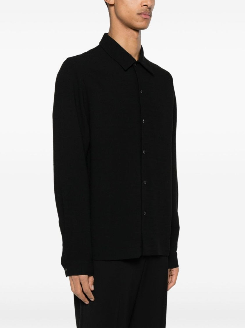 Séfr Minimalist Black Button-Up Shirt With Classic Collar And Tailored Silhouette