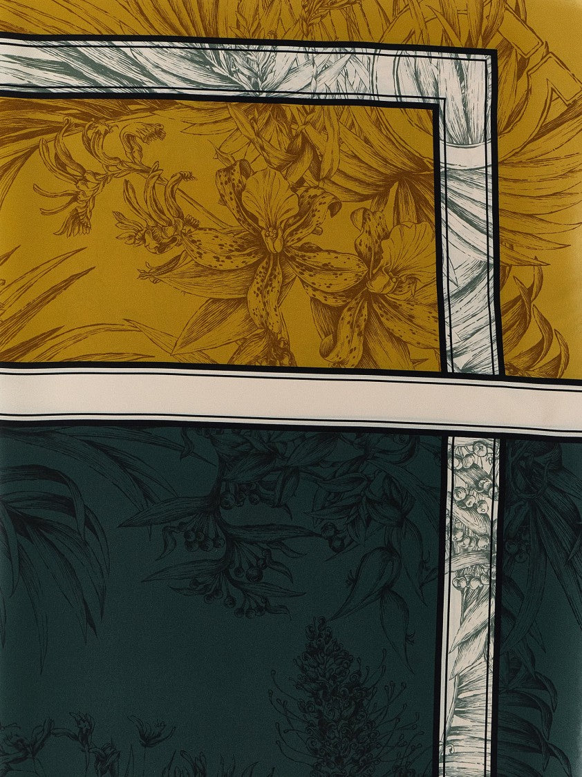 Ferragamo 'Gravure' Print Scarf