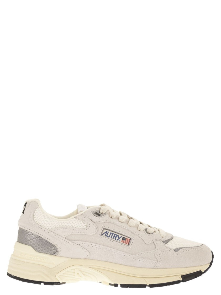 Autry Hyperway - Suede And Mesh Trainers