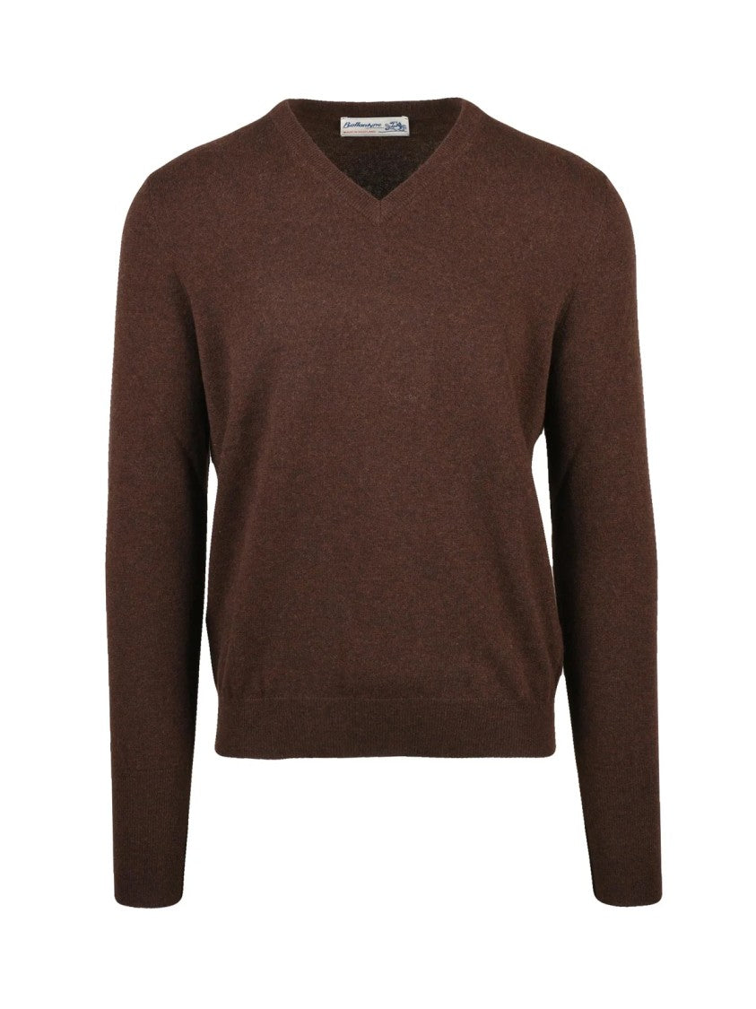 Ballantyne Cashmere V-Neck Pullover With Minimalist Design