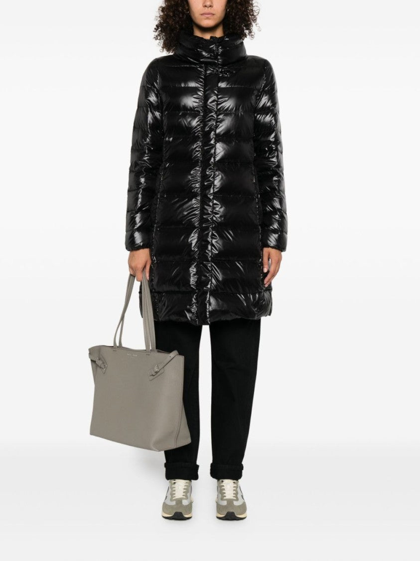 Fay Quilted Nero Down Coat With Structured Collar