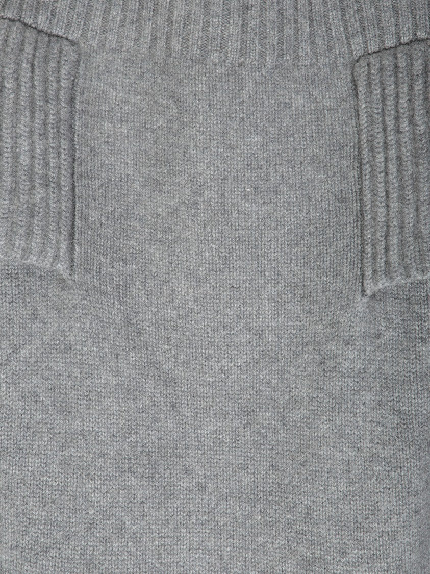 Kujten Cozy Knit Sweater With Textured Pockets And Relaxed Fit