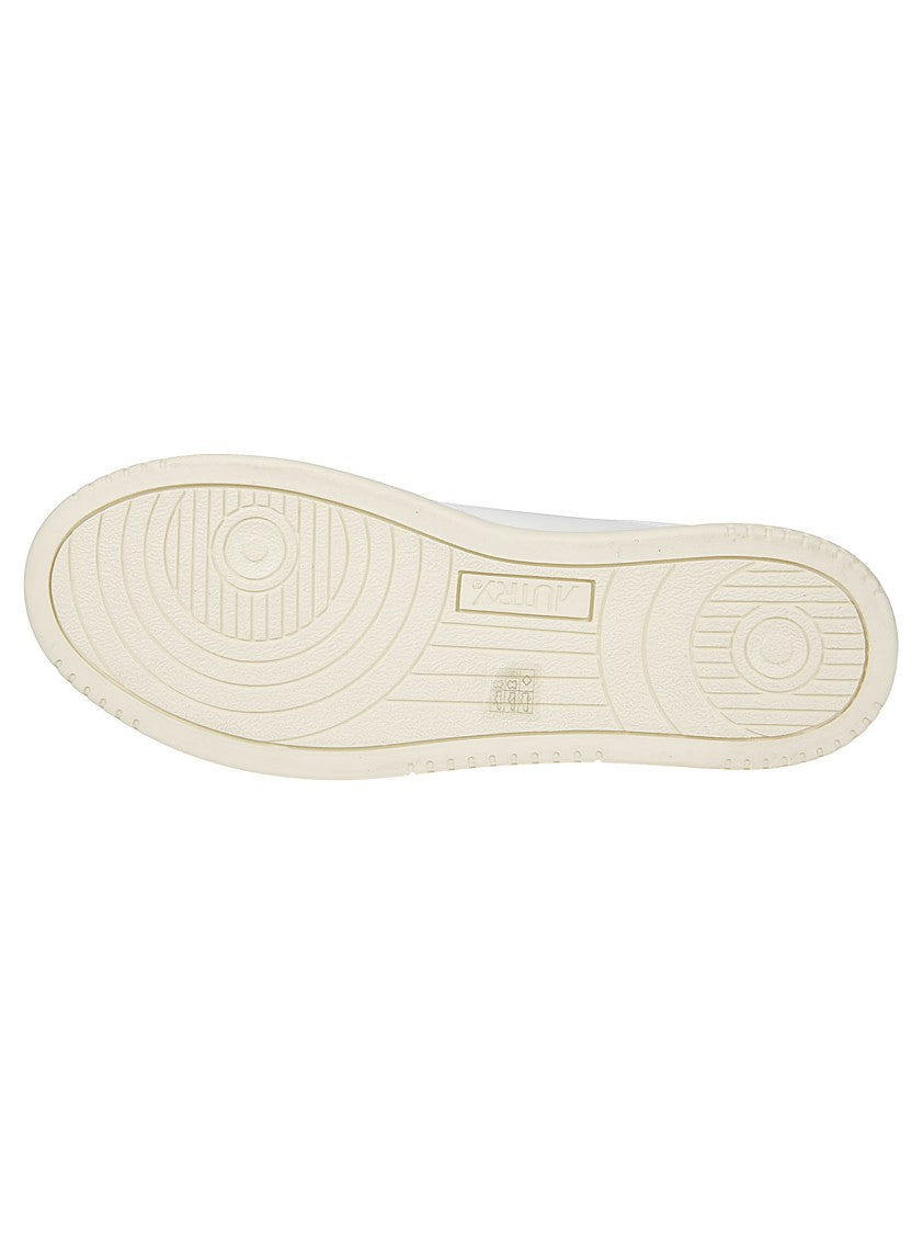 Autry Medalist Low Smooth Leather Sneakers