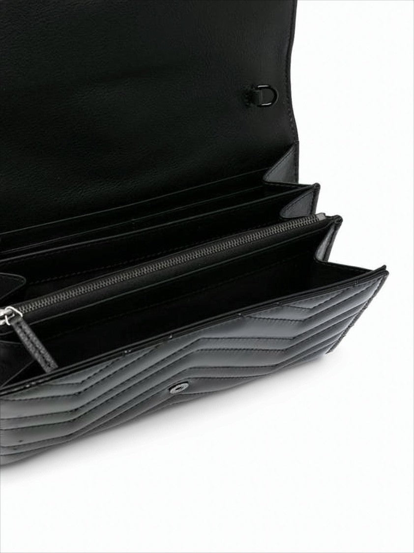 Gucci Chevron Quilted Patent Leather Shoulder Bag