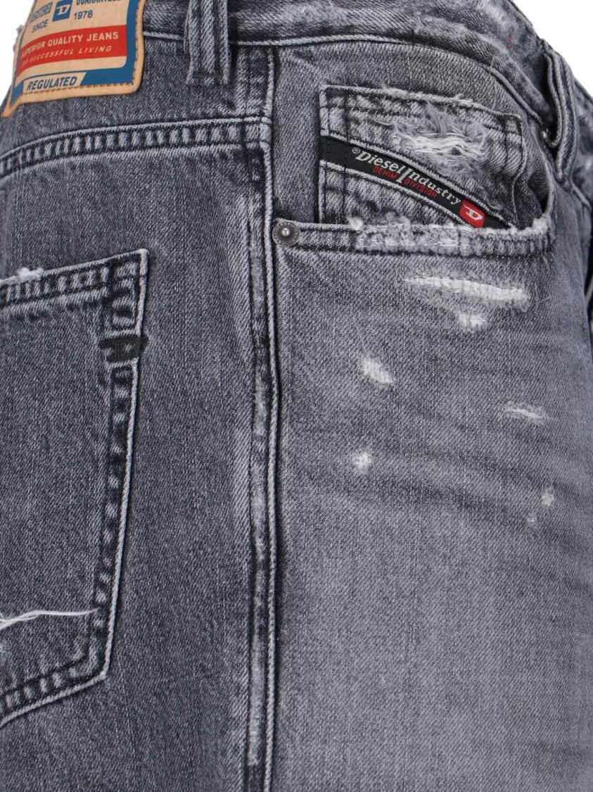 Diesel “1988 D-Ark” Jeans – Grey