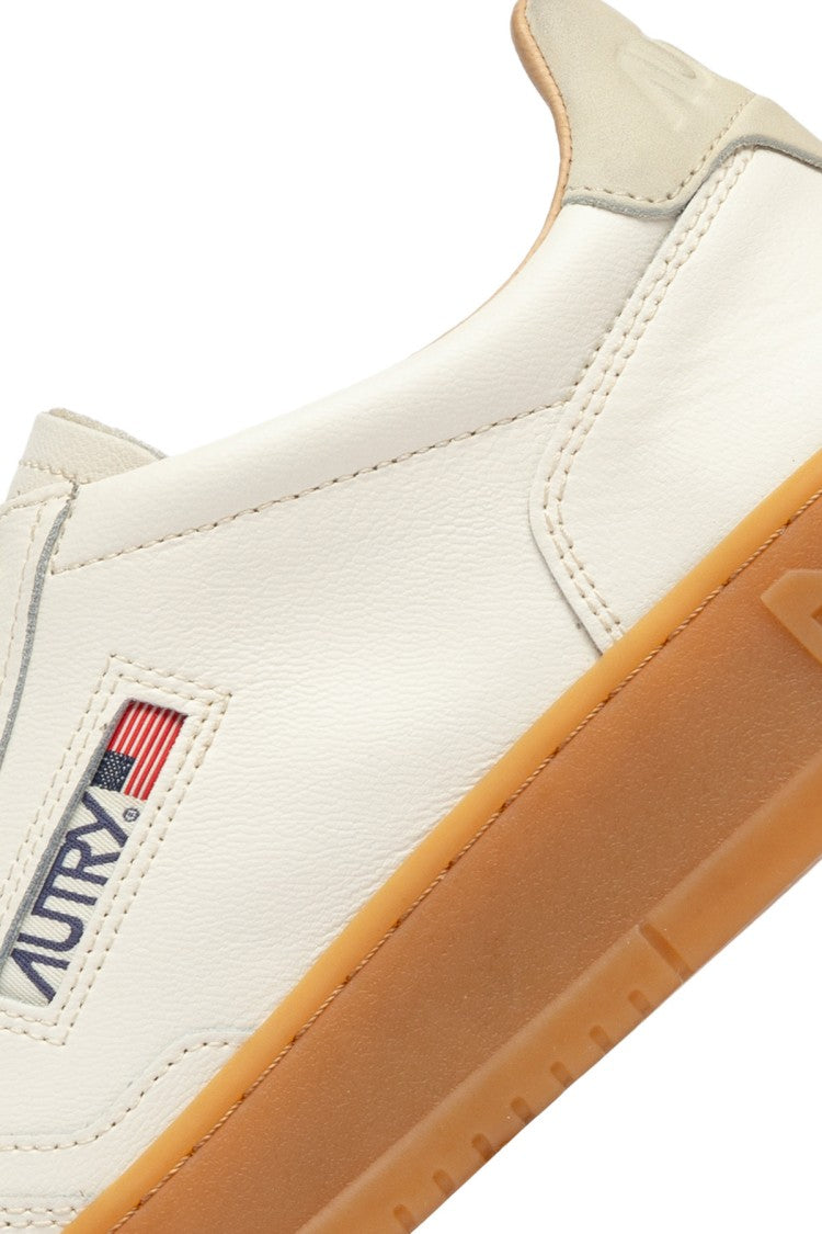Autry White Medalist Leather Sneakers