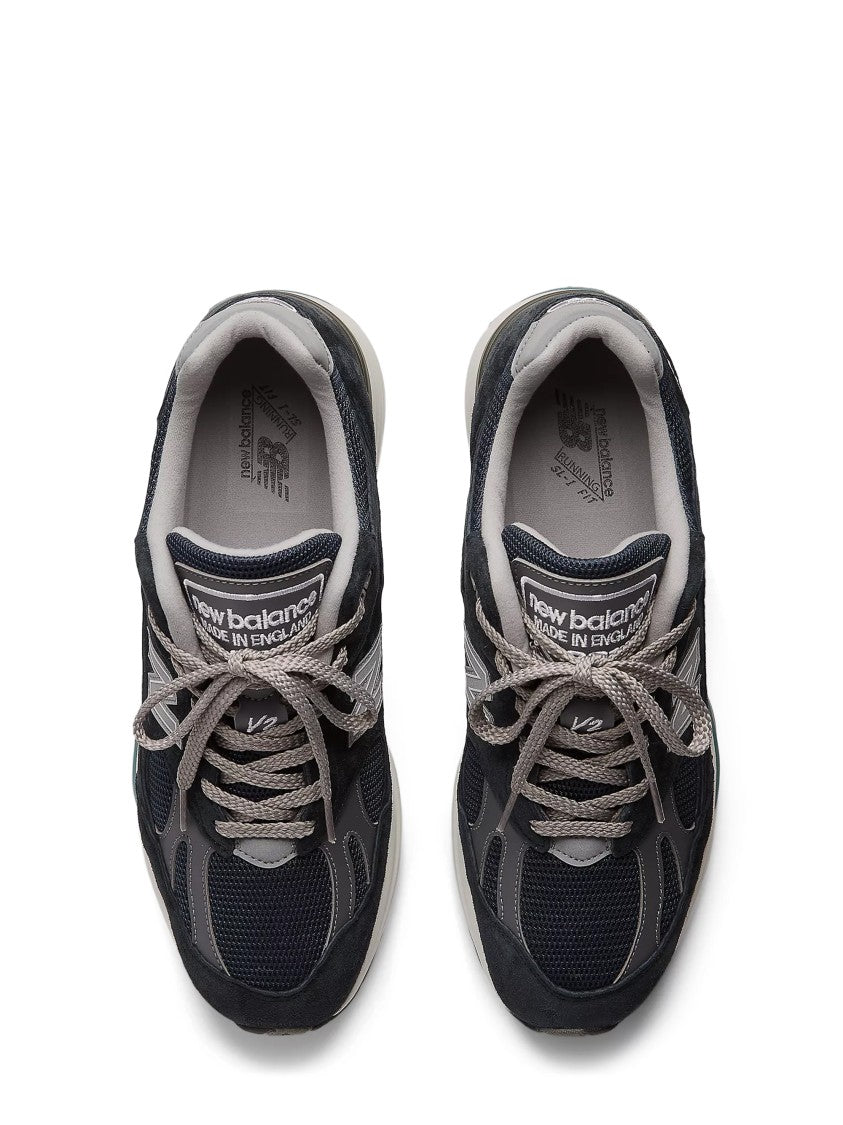 New Balance Sporty Blue Sneakers With Suede