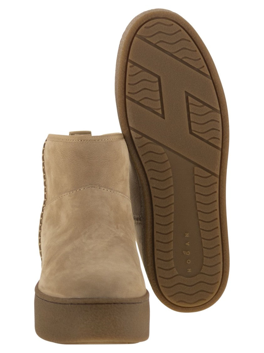 Hogan H681 - Nubuck Ankle Boots