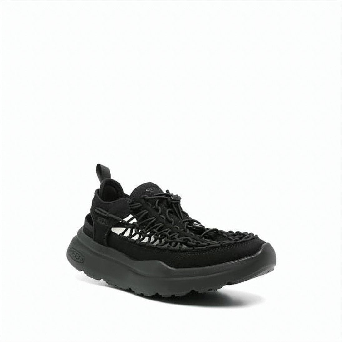 Keen Sporty Black Sneakers With Woven Upper Design