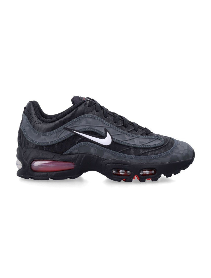 Nike Air Max Joga Bonito Low-Top Sneakers