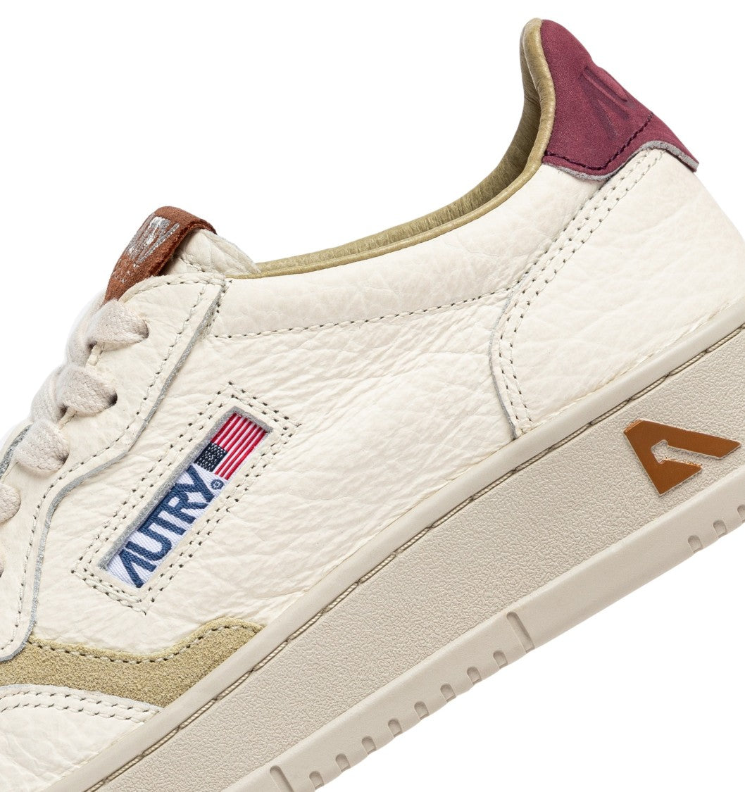 Autry Medalist Low Nbk Ele Suede Brg Brn Sneakers
