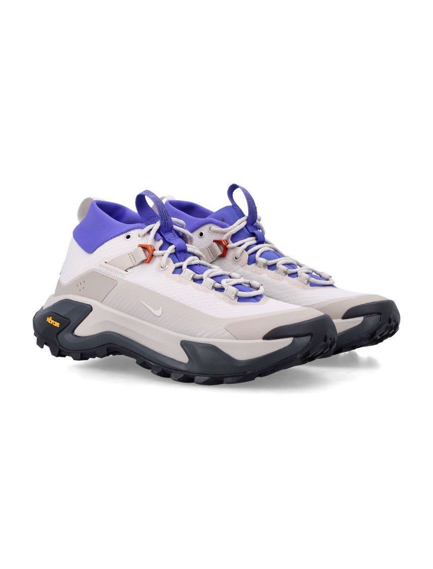 Nike High-Performance Hiking Sneakers With Zoomx Foam And Vibram Outsole