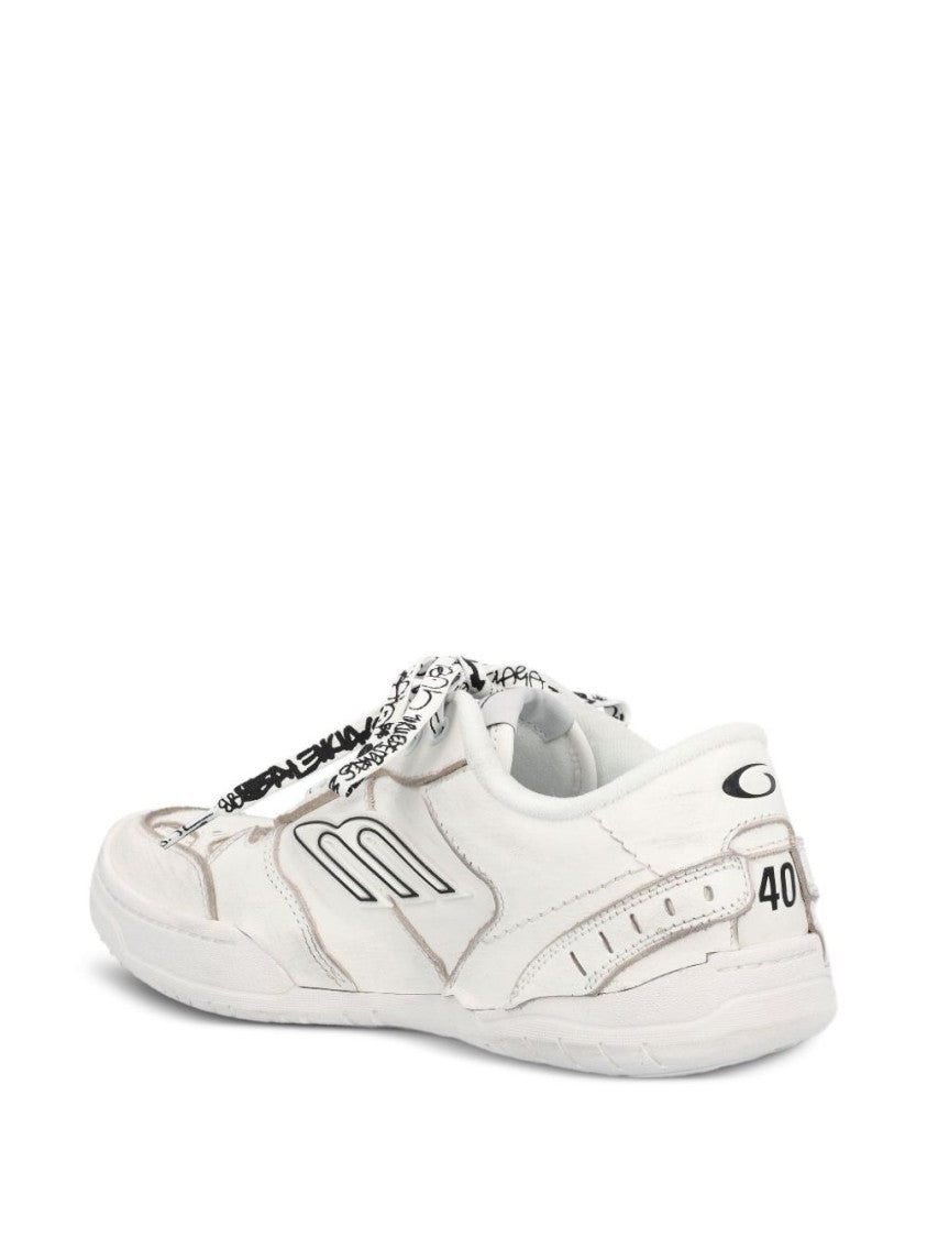 Balenciaga Hamptons Medium Worn-Out Sneakers