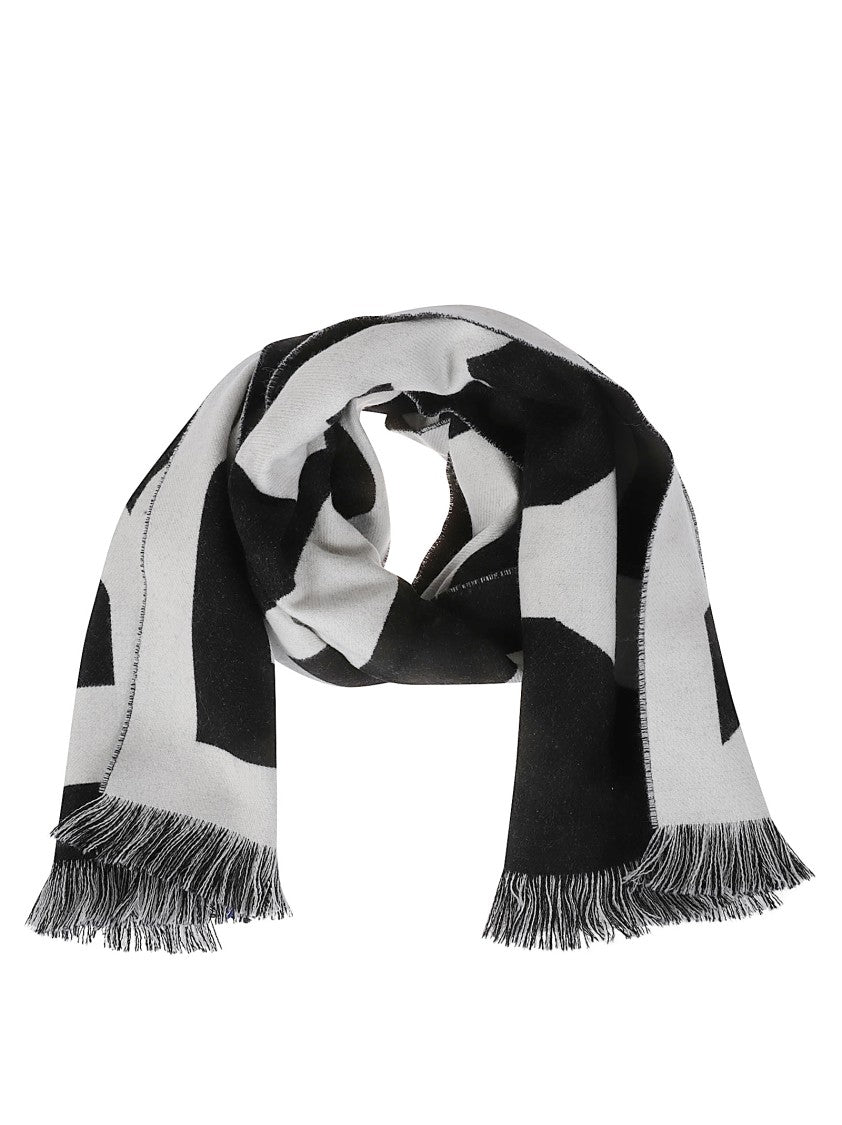 Burberry Wool Sports Scarf