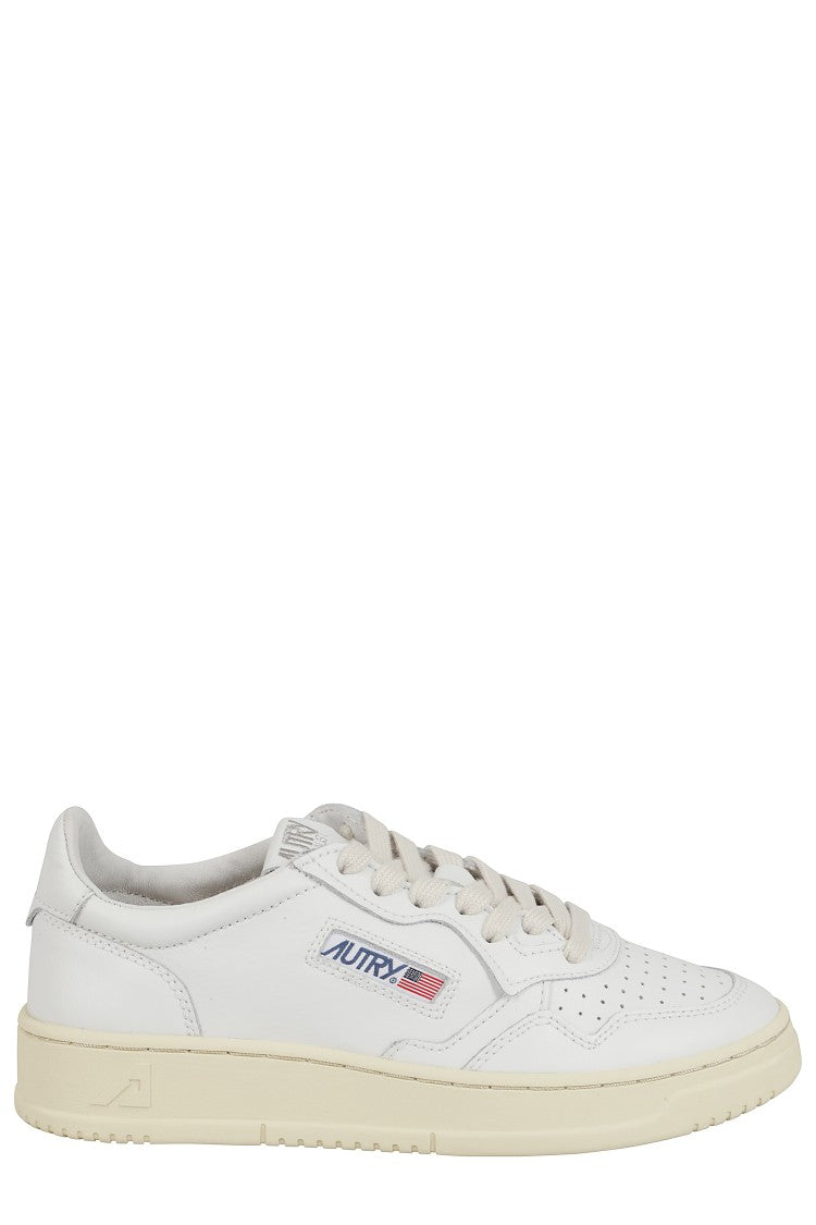 Autry Medalist Classic White Low-Top Sneakers