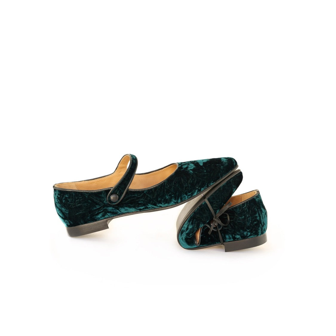 Ton Gout Pointed Toe Leather Ballerinas With Strap Closure