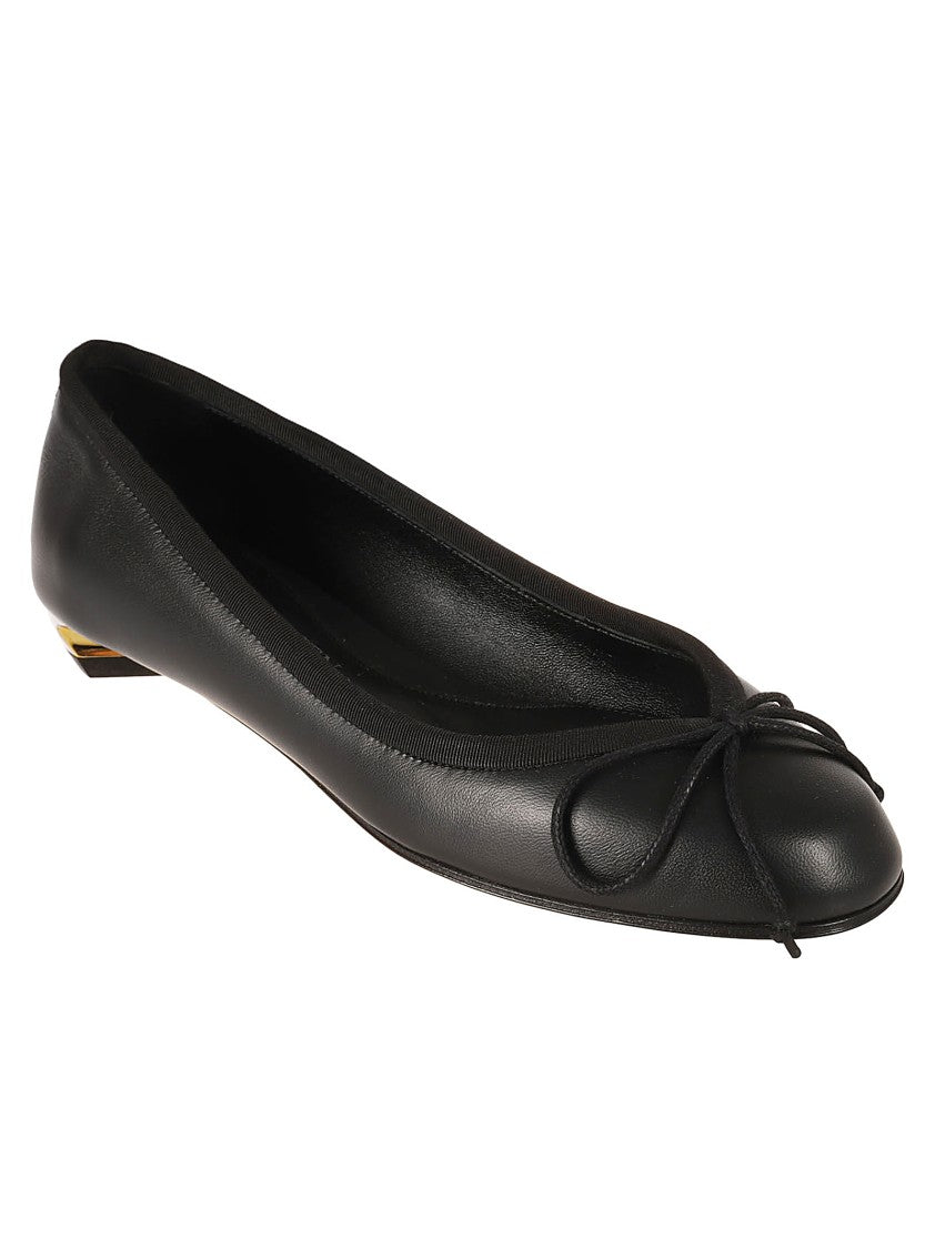 Alexander Mcqueen Rounded Toe Flats With Bow Detail