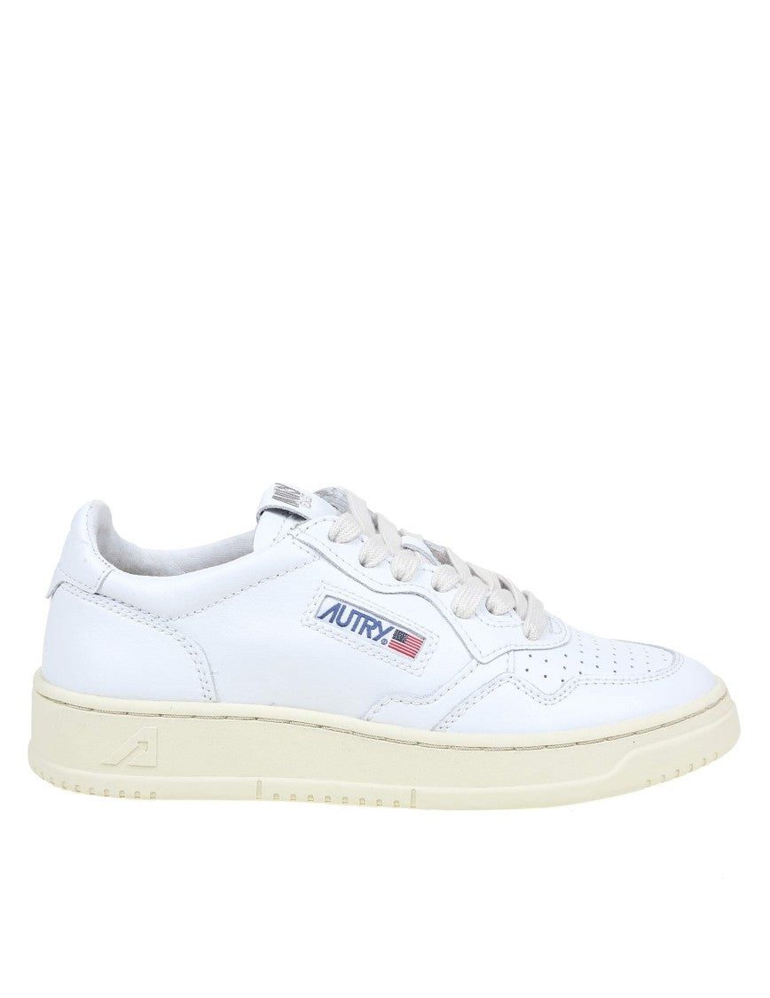 Autry Sneakers In White Leather