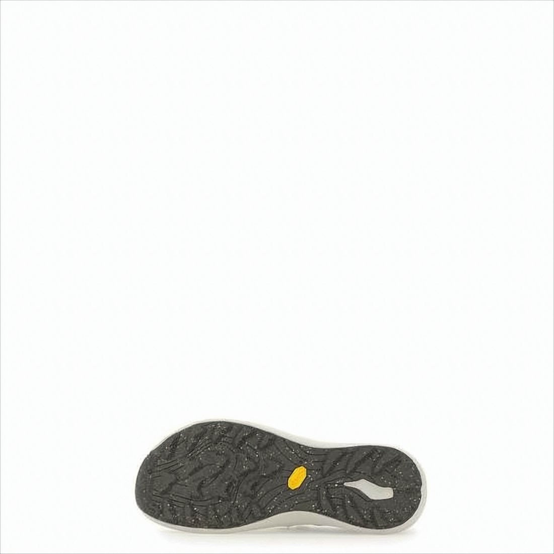 Roa Textured Grey Sneakers With Layered Upper