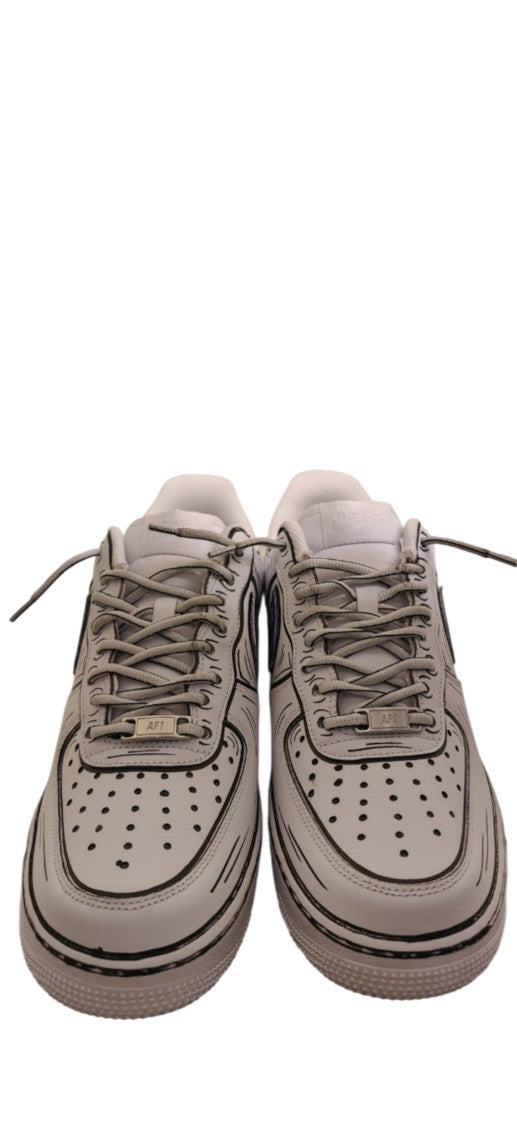 Nike Classic Low-Top Sneakers With Graphic Accents