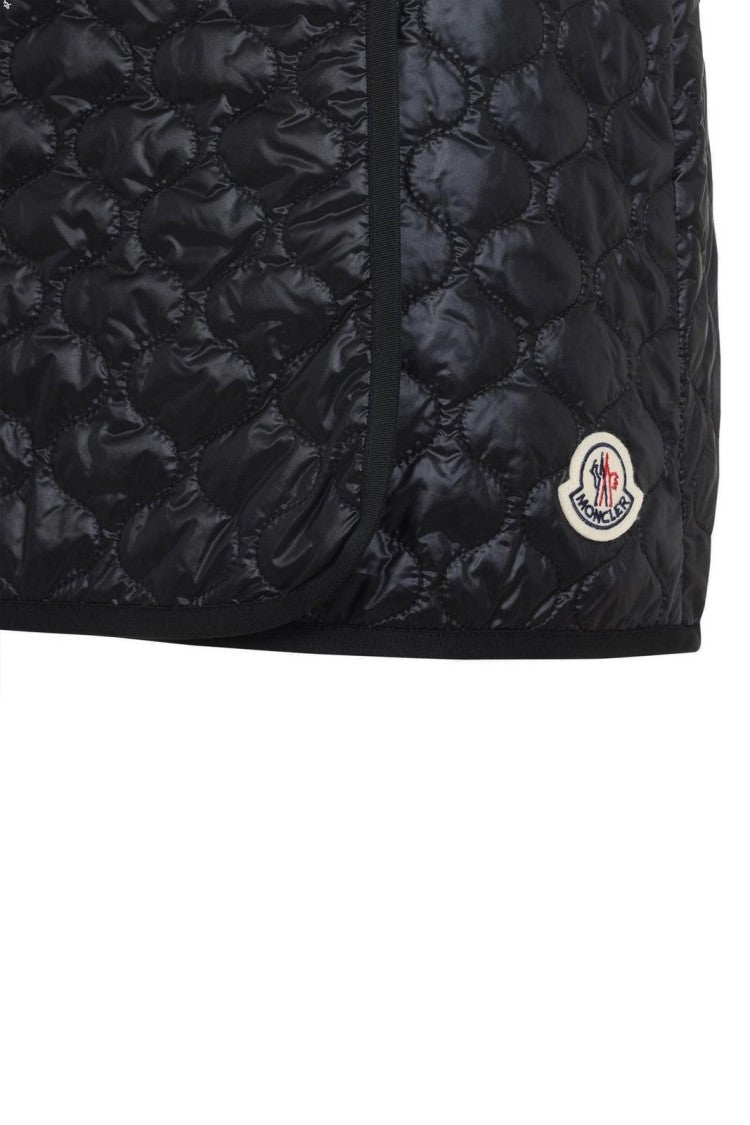 Moncler Classic Black Skirt With Elegant Silhouette