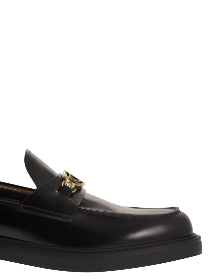 Tod's Calfskin Leather Moccasins With Metal Logo Mask