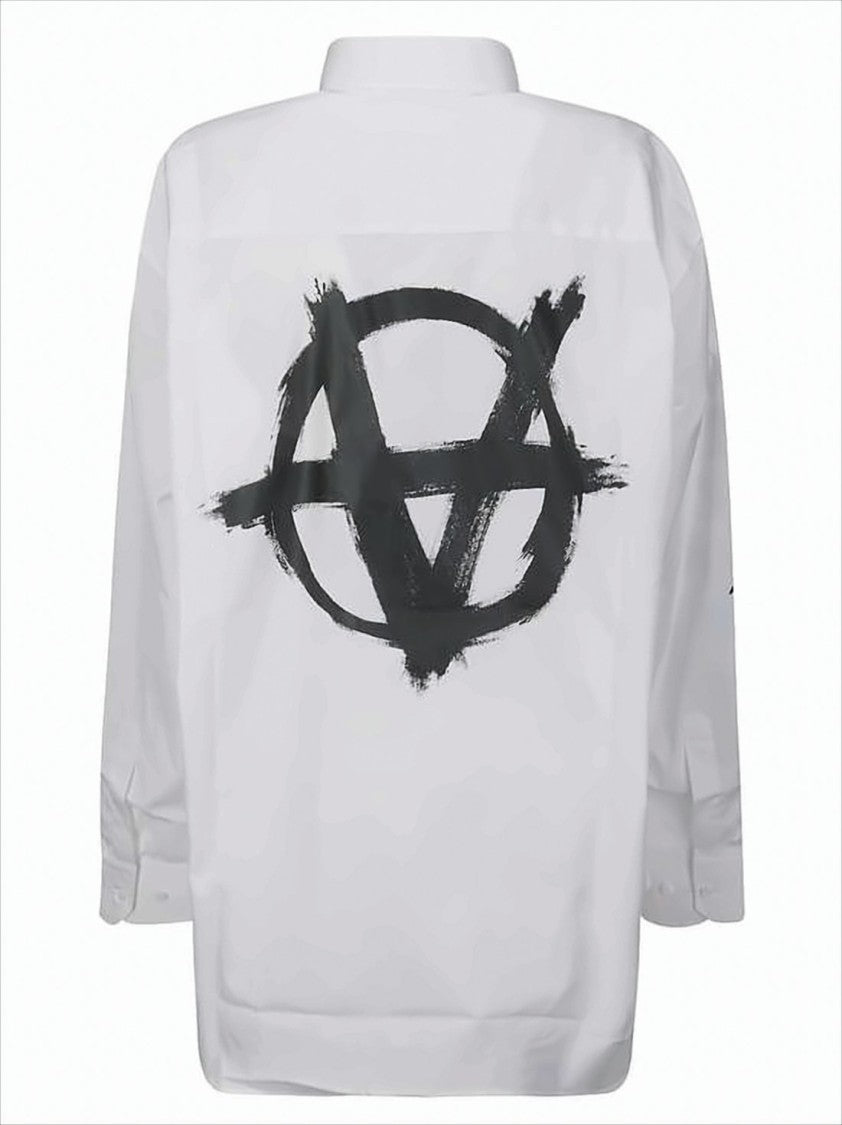 Vetements Classic Button-Up Shirt With Bold Logo And Text Design