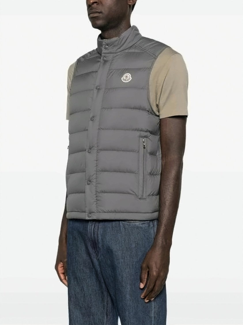 Moncler Horizontal Quilted Sleeveless Vest With Stand Collar
