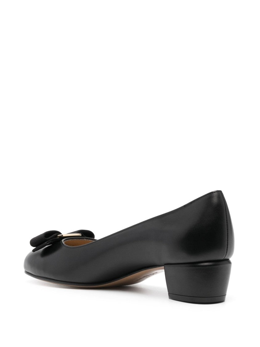 Salvatore Ferragamo Black Vara 1 Timeless Leather Pumps